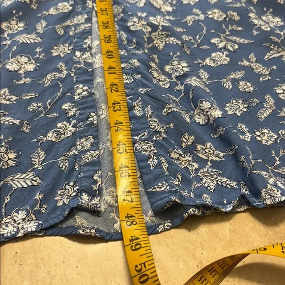 LOFT Blue Dress with White Floral Design-Excellent Condition - Picture 9 of 13